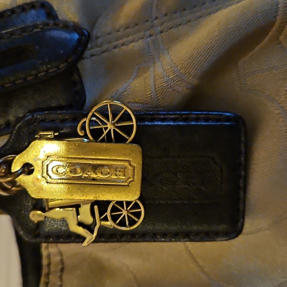 Coach Maggie Black and Gold Shoulder Bag - Picture 3 of 11